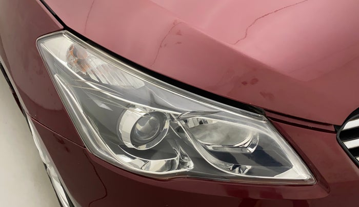 2015 Maruti Ciaz VXI+, Petrol, Manual, 16,909 km, Right headlight - Minor scratches