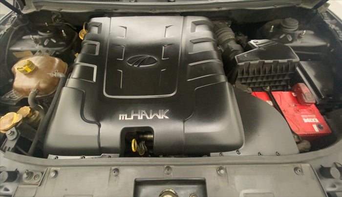 2018 Mahindra XUV500 W11, Diesel, Manual, 1,19,911 km, Open Bonet