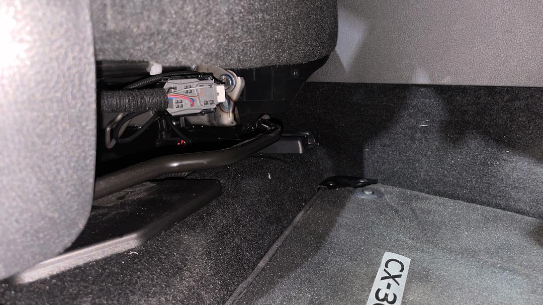 2024 Mazda CX-30 G20 Evolve (FWD), Automatic, 13573 km, Drivers Side Adjustment Panel