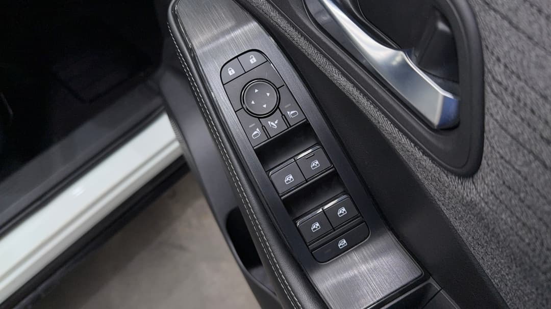 2024 Nissan X-trail St (2WD), Automatic, 56083 km, Drivers Side Door Panel Controls