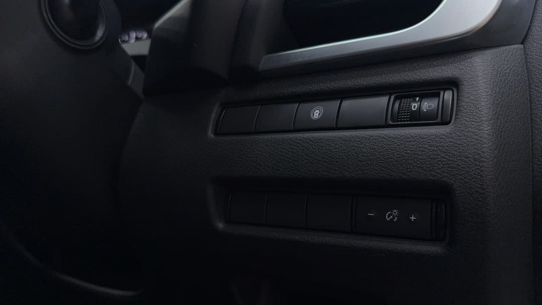 2024 Nissan X-trail St (2WD), Automatic, 56083 km, Utility Switches/Buttons