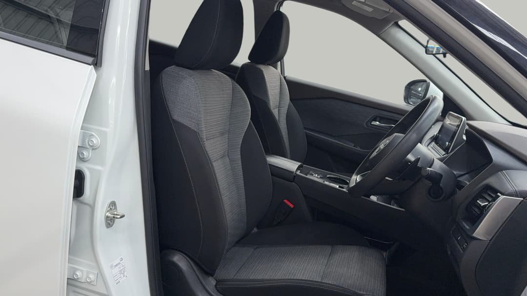 2024 Nissan X-trail St (2WD), Automatic, 56083 km, Right Side Front Door Cabin View