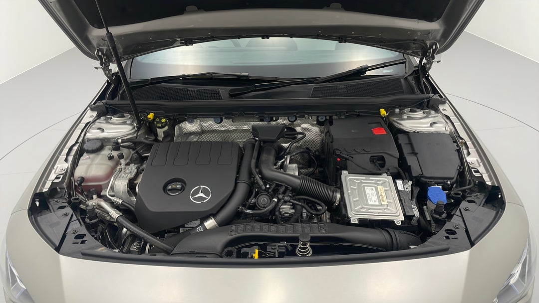 Open Bonnet (Engine)