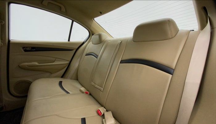 2010 Honda City 1.5L I-VTEC S MT, Petrol, Manual, 1,20,054 km, Right Side Rear Door Cabin