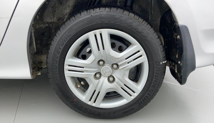 2010 Honda City 1.5L I-VTEC S MT, Petrol, Manual, 1,20,054 km, Left Rear Wheel