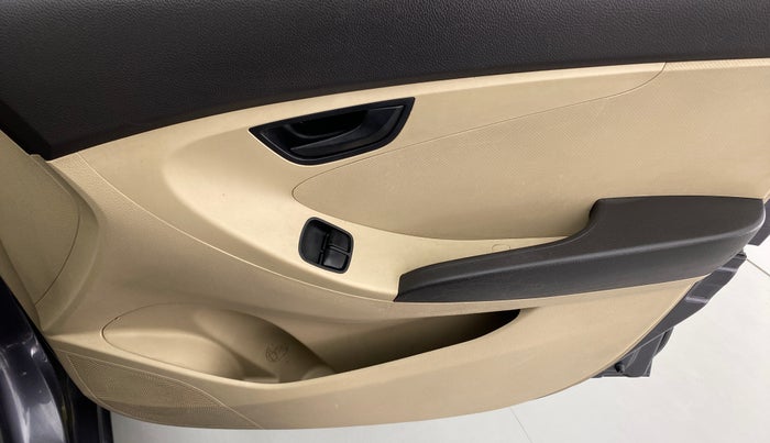 2017 Hyundai Eon ERA PLUS, Petrol, Manual, Driver Side Door Panels Control