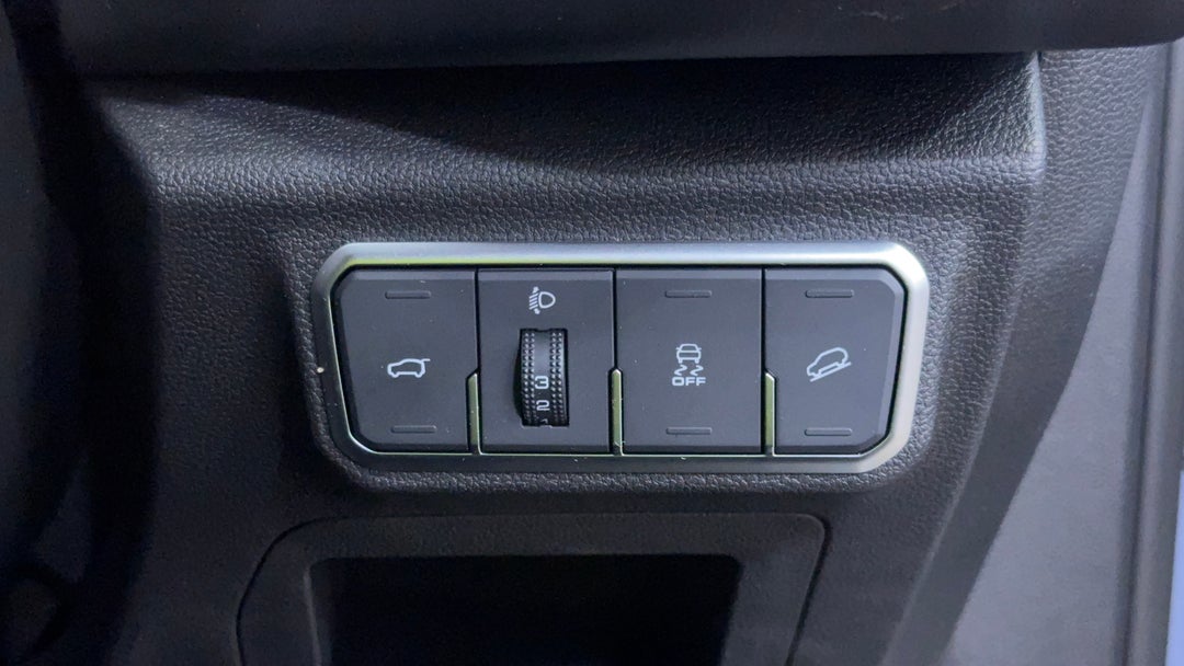 2024 GWM Haval H6 Ultra Hybrid, Automatic, 23852 km, Utility Switches/Buttons