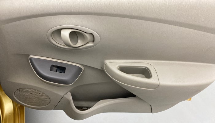 2015 Datsun Go Plus T, Petrol, Manual, 20,802 km, Driver Side Door Panels Control