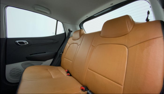 2020 Hyundai GRAND I10 NIOS SPORTZ PETROL, Petrol, Manual, 30,473 km, Right Side Rear Door Cabin