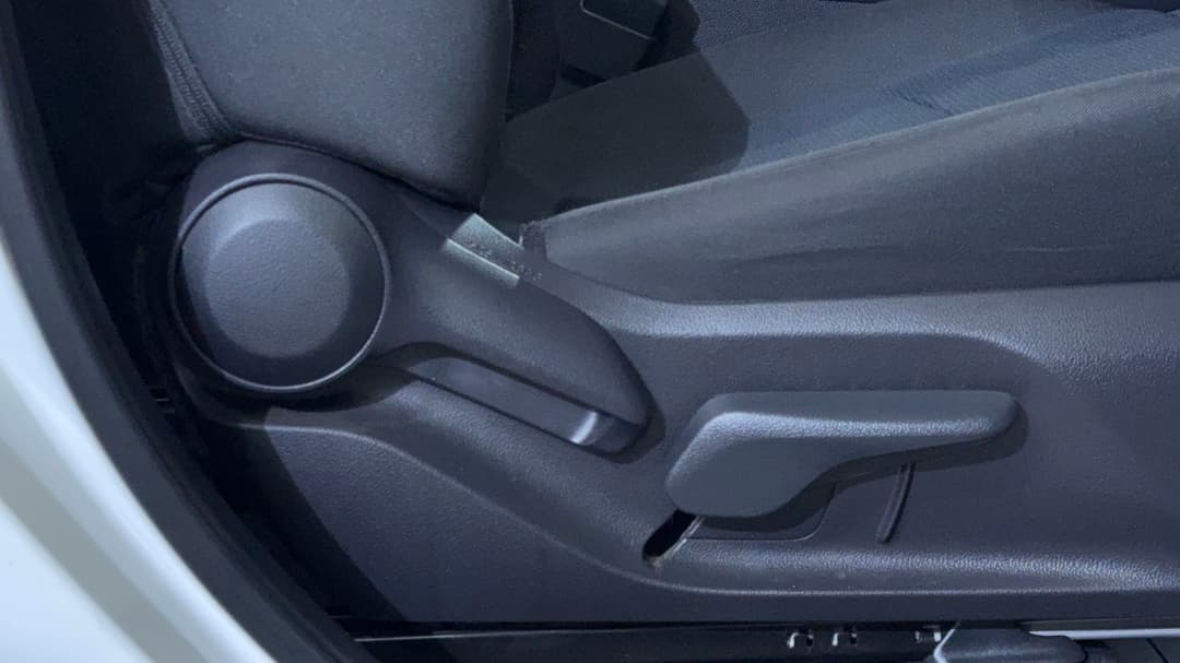 2022 Toyota RAV4 Gx (AWD) Hybrid, Automatic, 90513 km, Drivers Side Adjustment Panel