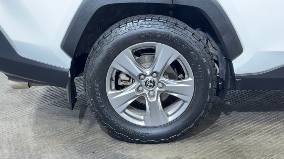 2022 Toyota RAV4 Gx (AWD) Hybrid, Automatic, 90513 km, Right Rear Wheel