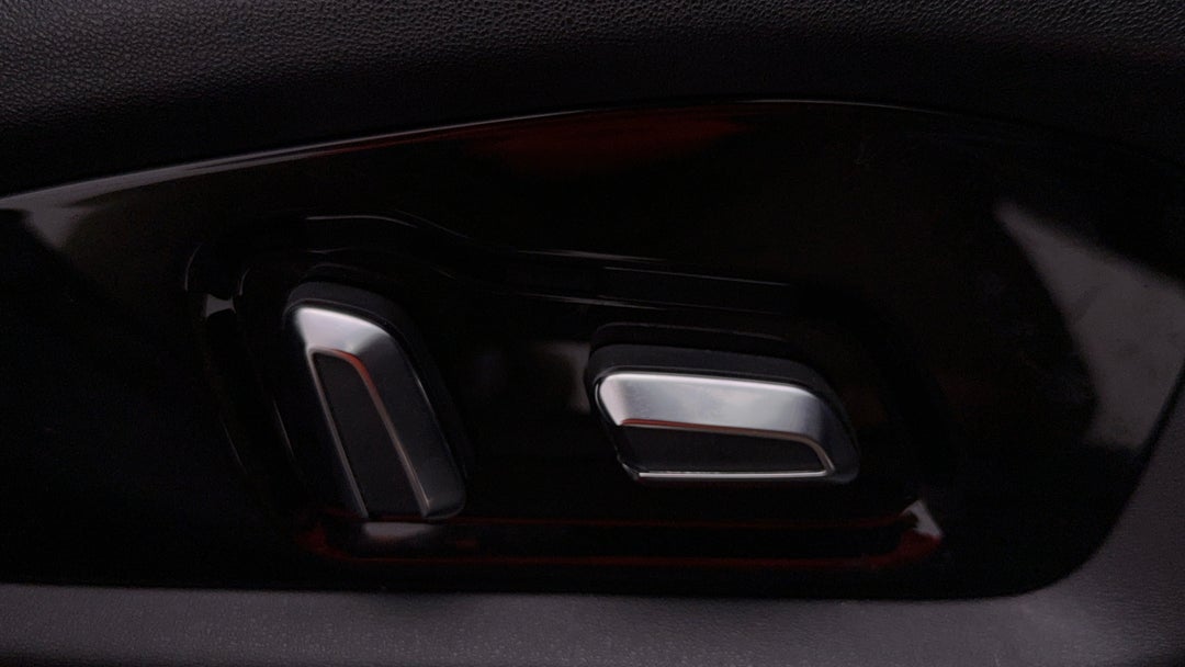 2023 Chery Omoda 5 Bx (basic Version), Automatic, 28527 km, Drivers Side Adjustment Panel