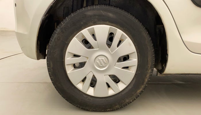 2012 Maruti Swift VXI, Petrol, Manual, 61,377 km, Right Rear Wheel