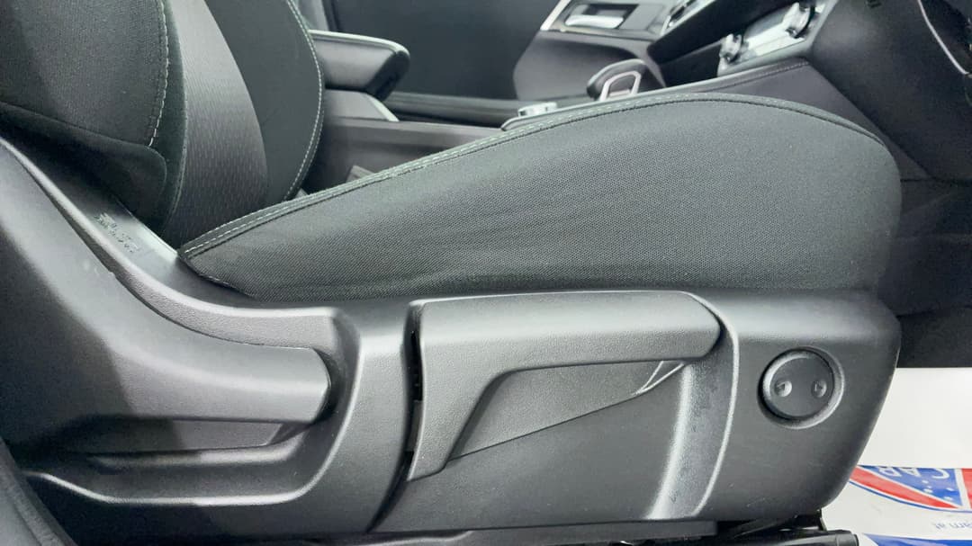 2023 Mitsubishi Outlander Es 7 Seat (2WD), Automatic, 35671 km, Drivers Side Adjustment Panel