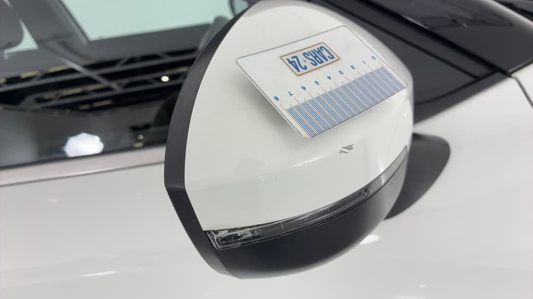 2023 Mitsubishi Outlander Es 7 Seat (2WD), Automatic, 35671 km, Side Mirrors Housing RHS Scratch
