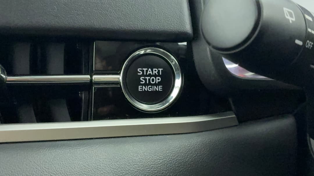 2023 Mitsubishi Outlander Es 7 Seat (2WD), Automatic, 35671 km, Keyless / Button Start