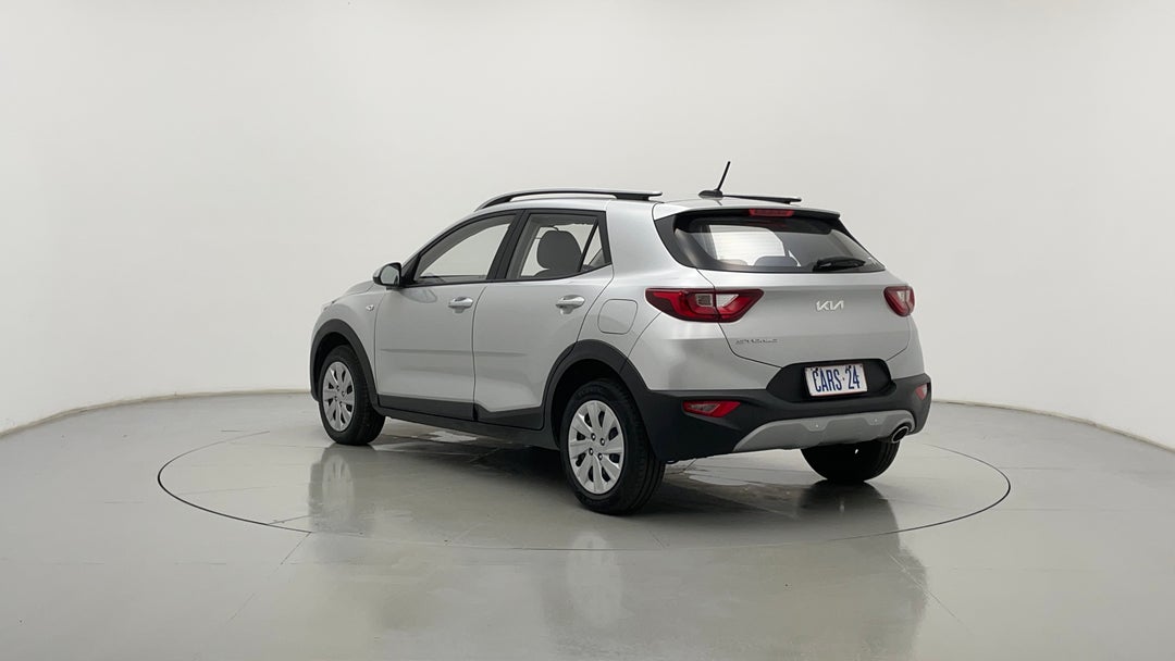 Left Back Diagonal (45- Degree) View