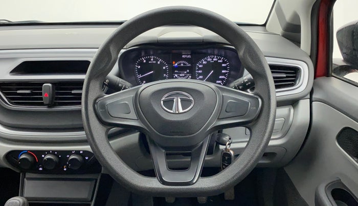 2021 Tata ALTROZ XE DIESEL, Diesel, Manual, 47,004 km, Steering Wheel Close Up