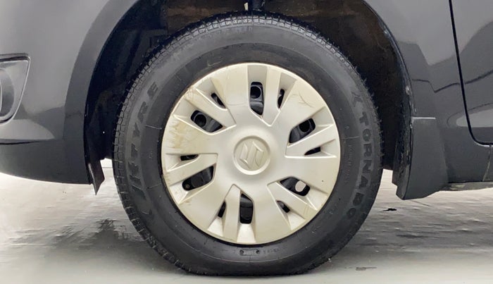 2014 Maruti Swift VXI D, Petrol, Manual, 60,171 km, Left Front Wheel