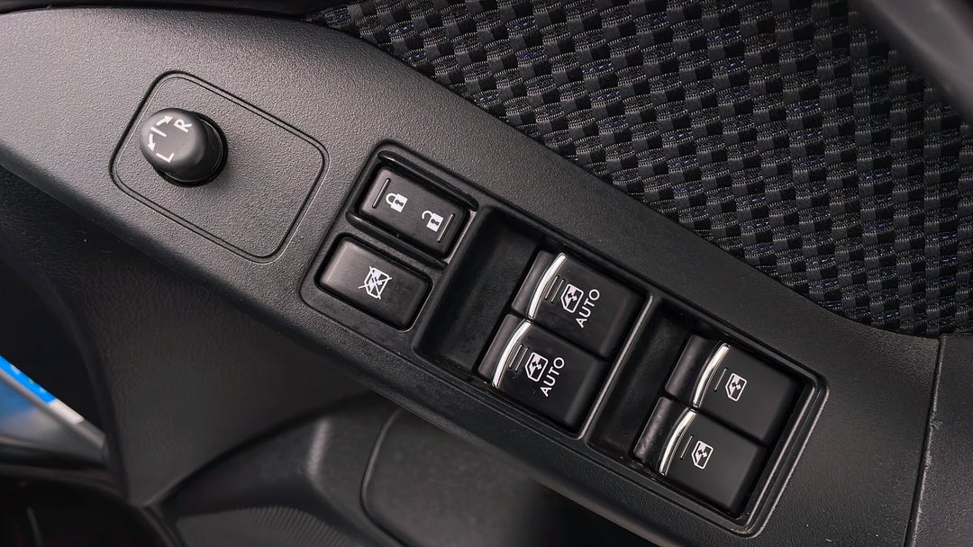 2018 Subaru Forester 2.5i-l, Automatic, 147163 km, Drivers Side Door Panel Controls