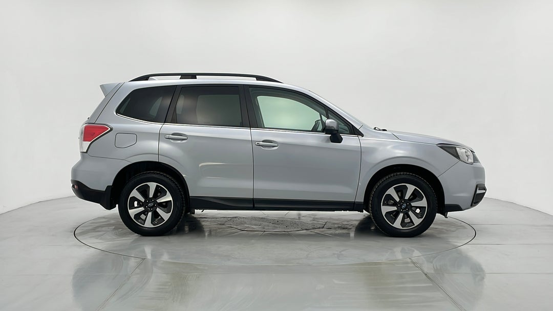 2018 Subaru Forester 2.5i-l, Automatic, 147163 km, Right Side View