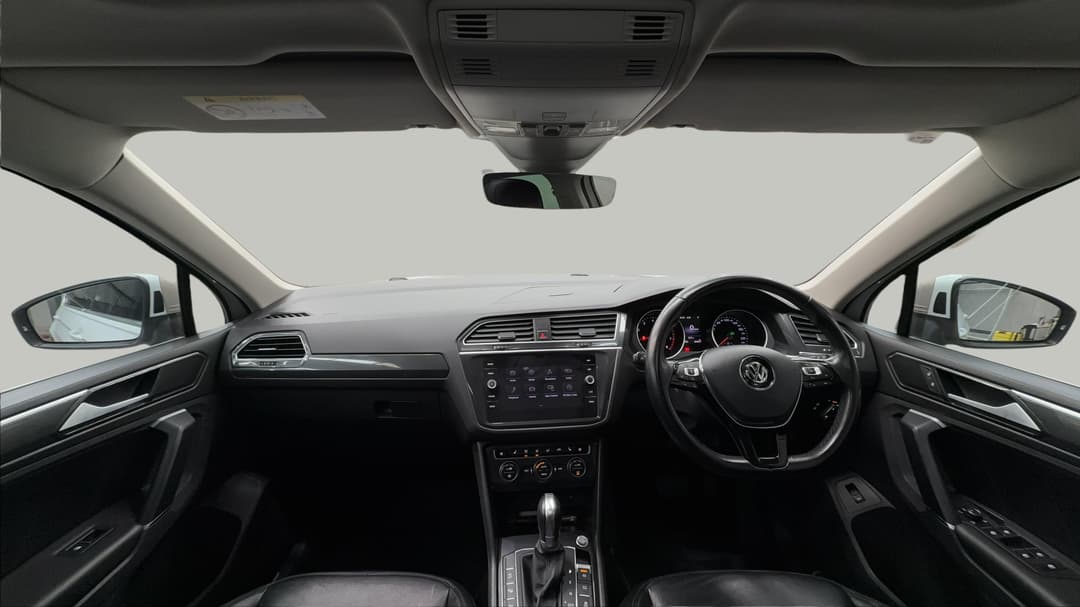 2017 Volkswagen Tiguan 162 Tsi Sportline, Automatic, 107982 km, Dashboard View