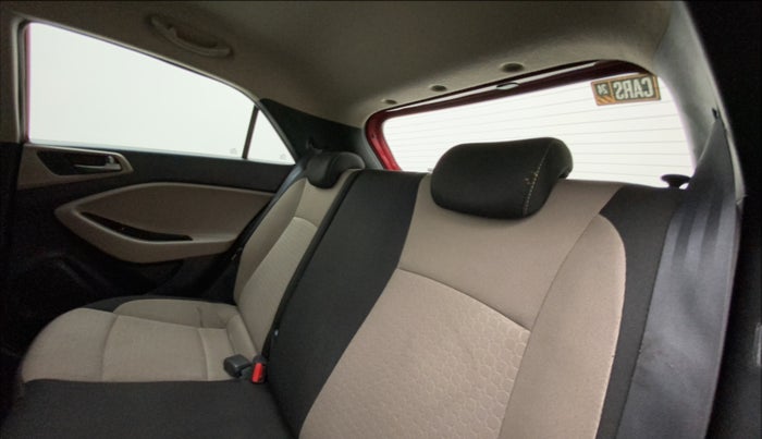 2016 Hyundai Elite i20 ASTA 1.2 (O), Petrol, Manual, 89,398 km, Right Side Rear Door Cabin