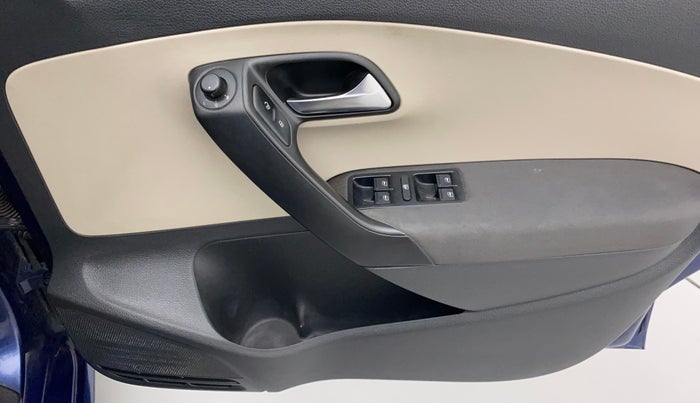 2013 Volkswagen Polo HIGHLINE1.2L, Petrol, Manual, 72,464 km, Driver Side Door Panels Control