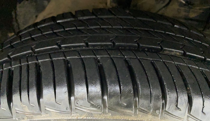 2020 Maruti Vitara Brezza VDI, Diesel, Manual, 41,864 km, Right Front Tyre Tread