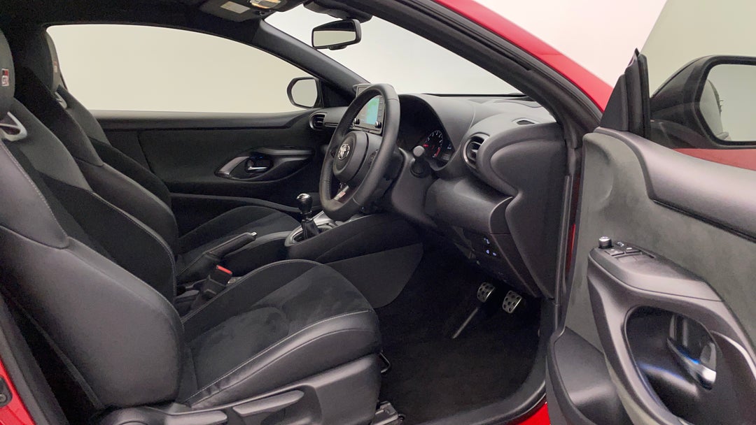 2021 Toyota Gr Yaris Gr, Manual, 38201 km, Right Side Front Door Cabin View