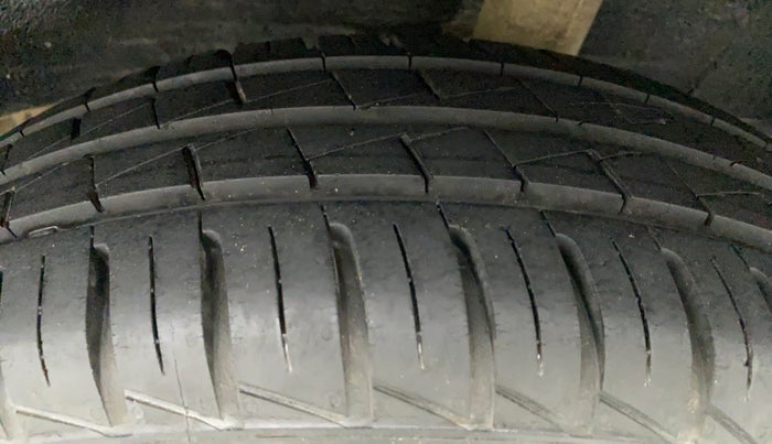 2021 Datsun Redi Go A, Petrol, Manual, 13,454 km, Left Rear Tyre Tread