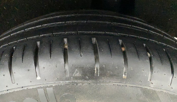 2019 Maruti Baleno ZETA PETROL 1.2, Petrol, Manual, 56,844 km, Left Rear Tyre Tread