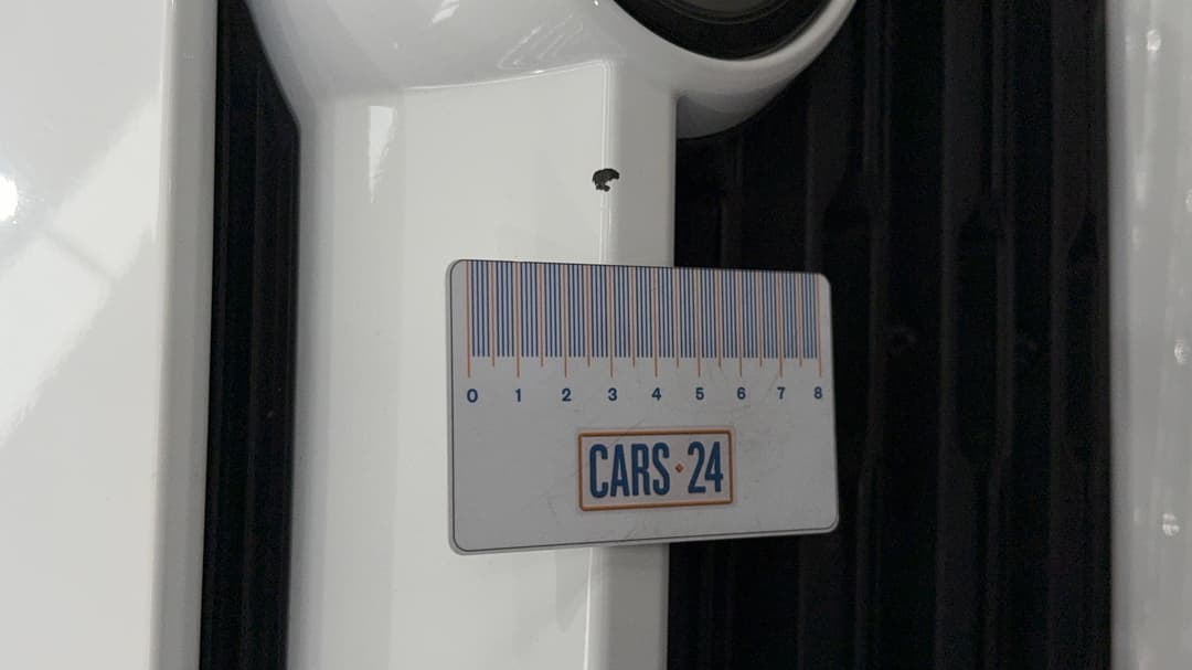 2020 Toyota RAV4 Gx (AWD) Hybrid, Automatic, 31610 km, Bumper Front Chip