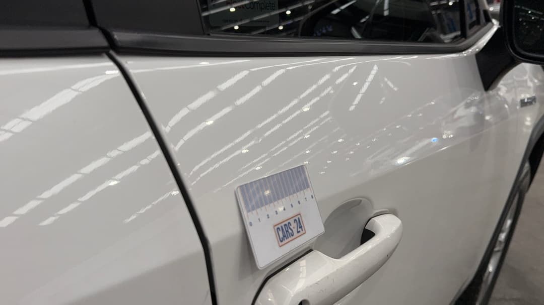 2020 Toyota RAV4 Gx (AWD) Hybrid, Automatic, 31610 km, Doors Front RHS Dent