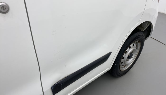 2011 Maruti Wagon R 1.0 LXI, Petrol, Manual, 38,315 km, Rear left door - Slightly dented