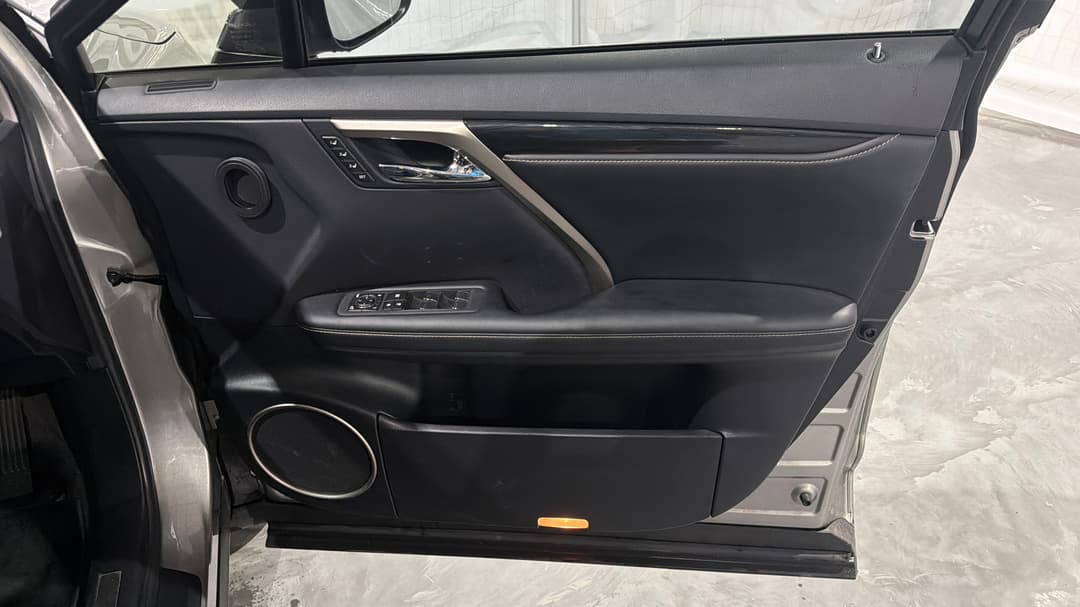 2022 Lexus Rx450h Luxury Hybrid, Automatic, 61096 km, Speaker View