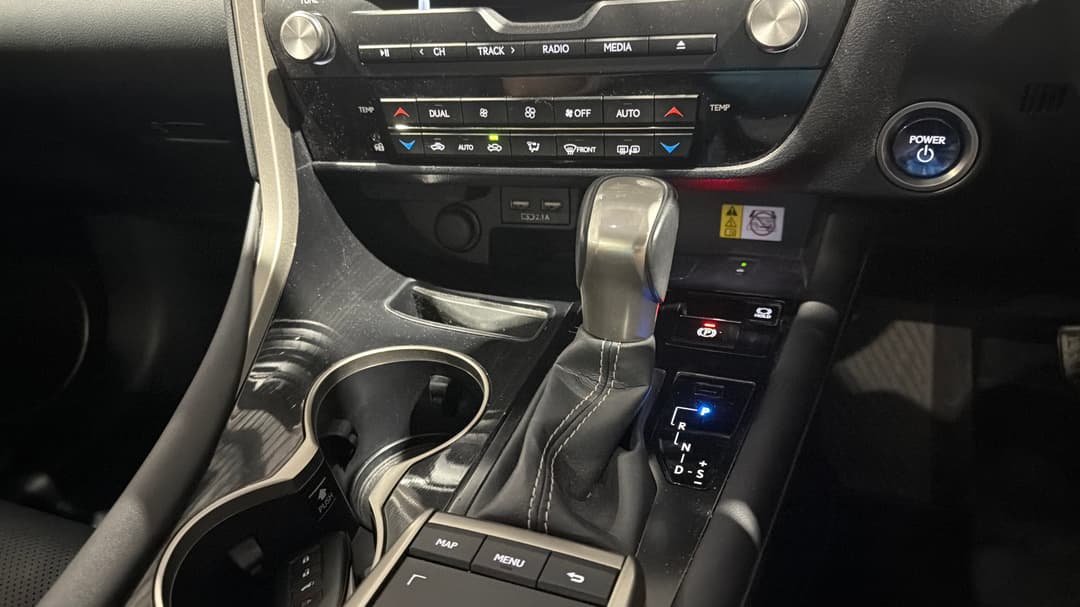 2022 Lexus Rx450h Luxury Hybrid, Automatic, 61096 km, Gear Lever 