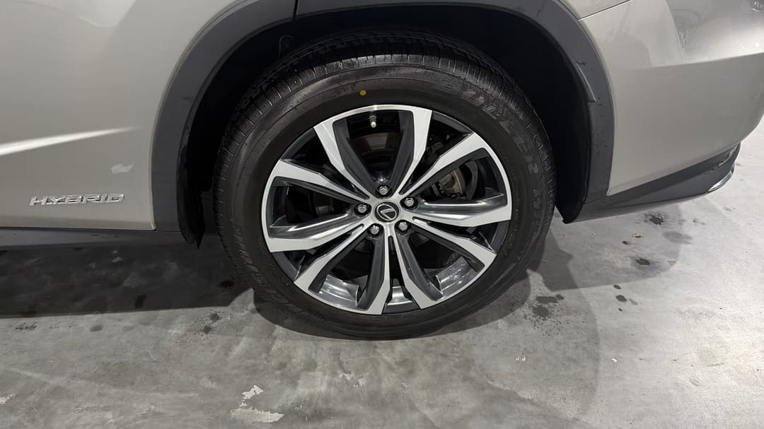 2022 Lexus Rx450h Luxury Hybrid, Automatic, 61096 km, Left Rear Wheel