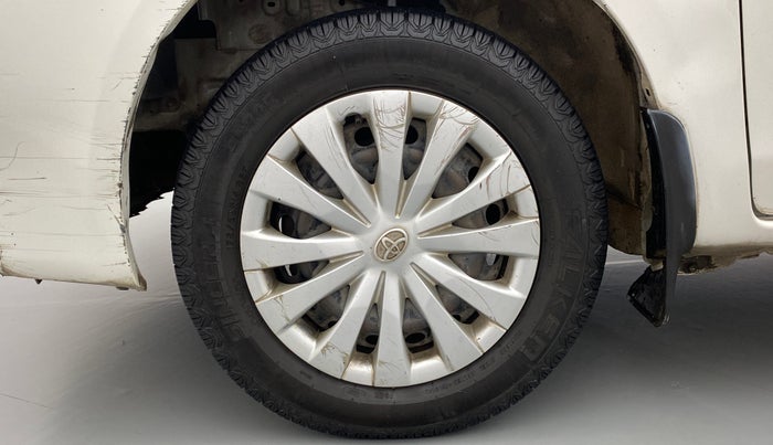 2011 Toyota Etios G, Petrol, Manual, 1,01,593 km, Left Front Wheel