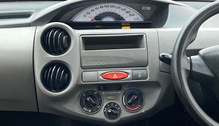 2011 Toyota Etios G, Petrol, Manual, 1,01,593 km, Air Conditioner