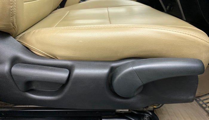 2018 Honda City SV MT EDGE EDITION PETROL, Petrol, Manual, 76,483 km, Driver Side Adjustment Panel