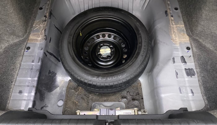 2018 Honda City SV MT EDGE EDITION PETROL, Petrol, Manual, 76,483 km, Spare Tyre