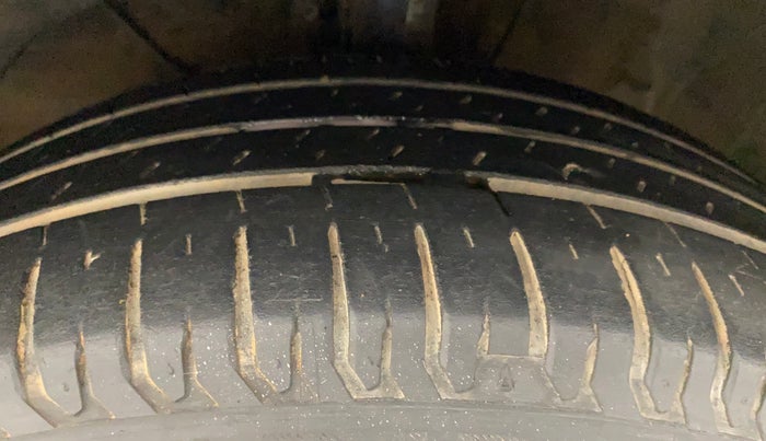 2019 Maruti Dzire ZXI PLUS AMT, Petrol, Automatic, 47,447 km, Left Front Tyre Tread