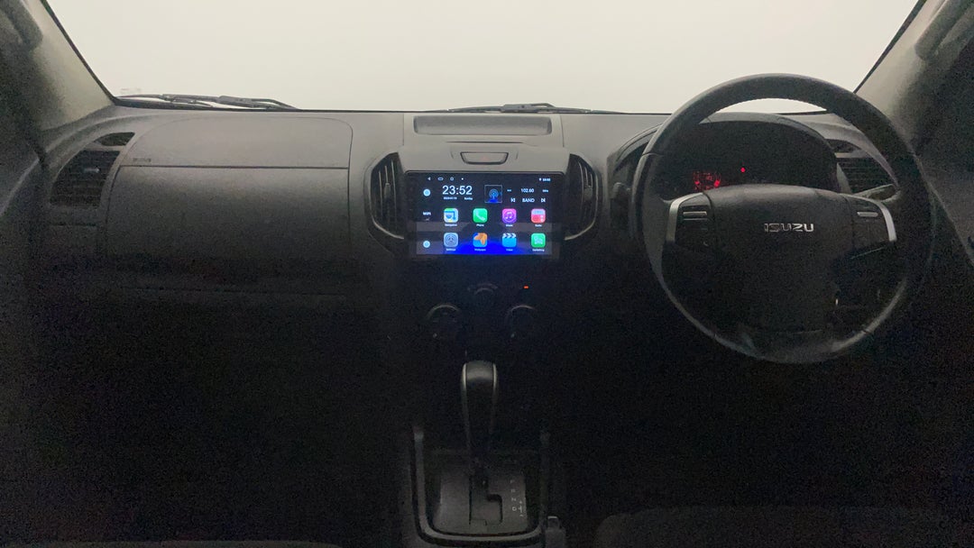 2020 Isuzu D-MAX Sx Hi-ride (4x2), Automatic, 129118 km, Dashboard View