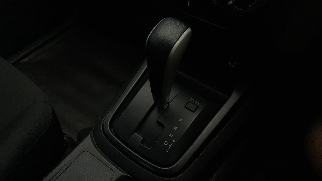 2020 Isuzu D-MAX Sx Hi-ride (4x2), Automatic, 129118 km, Gear Lever 