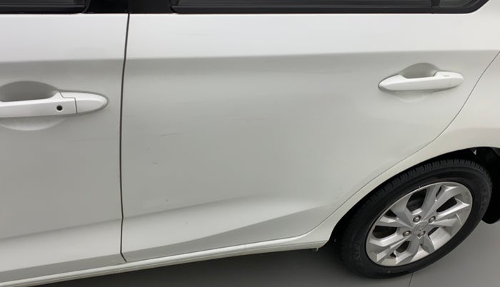 2020 Honda Amaze 1.2L I-VTEC V CVT, Petrol, Automatic, 33,902 km, Rear left door - Slightly dented