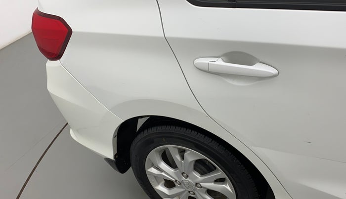 2020 Honda Amaze 1.2L I-VTEC V CVT, Petrol, Automatic, 33,902 km, Right quarter panel - Minor scratches