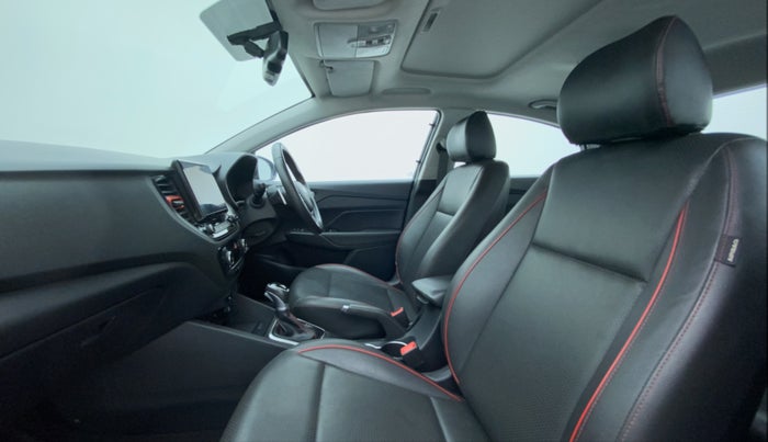 2020 Hyundai Verna SX (O) TURBO GDI AT, Petrol, Automatic, 32,205 km, Right Side Front Door Cabin