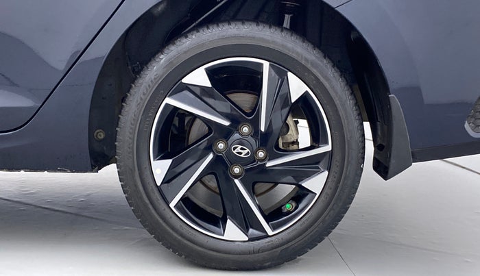 2020 Hyundai Verna SX (O) TURBO GDI AT, Petrol, Automatic, 32,205 km, Left Rear Wheel