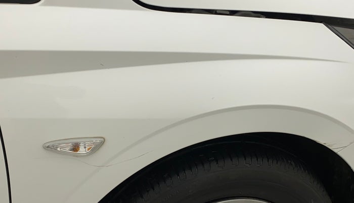 2021 Hyundai NEW I20 MAGNA 1.2 MT, Petrol, Manual, 49,737 km, Right fender - Minor scratches